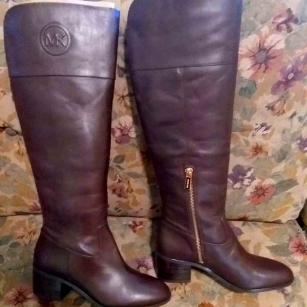 NIB Sz6 Michael Kors leather Dylyn knee high boots